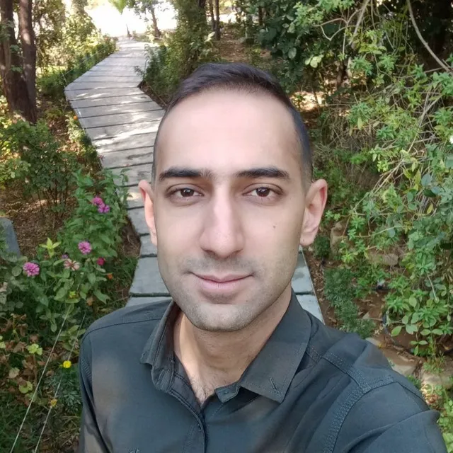 سینا عابدی